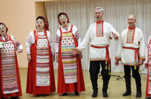 Музыкальна гостиная Народного коллектива "Хор русской песни "Радуга" 