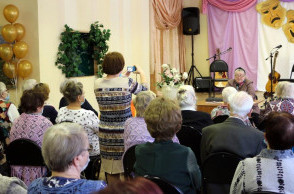Творческая встреча с поэтессой Ларисой Александровной Жулиной.