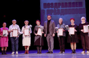 праздничный вечер посвященный Международному дню пожилых людей "В душе пусть молодость поет"