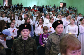 ВОЗЛОЖЕНИЯ ВЕНКОВ И ЦВЕТОВ погибшим в годы Великой Отечественной войны