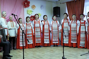 Хор русской песни «Радуга»